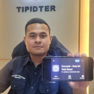 Polres Gresik Gerak Cepat Amankan Empat Orang Terkait Aplikasi “Go Matel” yang Digunakan Debt Collector di Gresik