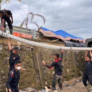 Wujud Kepedulian Nyata untuk Masyarakat, Brimob Polri Bangun MCK Umum di Kuala Simpang, Aceh