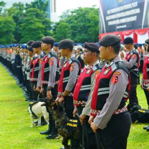 Wakapolri: Polri Berangkatkan 1.500 Personel untuk Penanggulangan Bencana di Aceh, Sumut, dan Sumbar