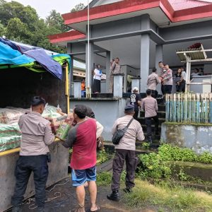 Tiga Kabupaten Terdampak Hidrometeorologi, Polri Bergerak Cepat Lakukan Penyelamatan dan Pemenuhan Kebutuhan Pengungsi