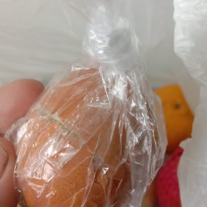 Miris ! MBG di SDS Taman Siswa Cikampek Diduga Gunakan Telur Busuk