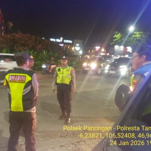 Panongan Police Hold Mobile Patrols to Anticipate Illegal Street Racing in the Citra Raya Area