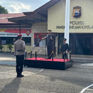 Negara Anugerahkan Tanda Kehormatan kepada Personel Polres Pangkep