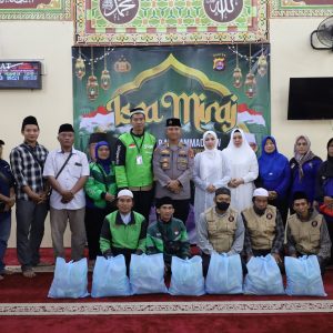 Teguhkan Iman Personel, Polresta Tangerang Peringati Isra Mi’raj dan Salurkan Bantuan Sosial