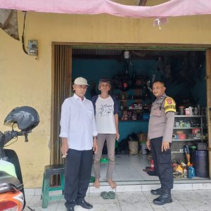 Tindak Lanjut Laporan Warga di Medsos, Bhabinkamtibmas Polsek Pasar Kemis Gelar Sambang DDS