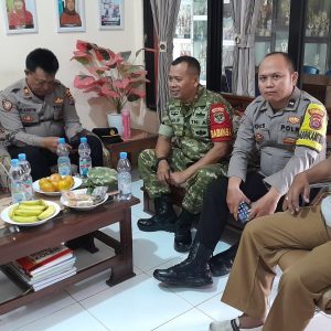 Polsek Pasar Kemis Hadiri Pawai Ramadhan 1447 H di Kutabaru, Situasi Aman dan Kondusif