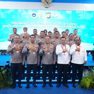 Dukung Program MBG, Presiden Prabowo Anugerahkan Satyalancana Wira Karya kepada Kapolresta Tangerang