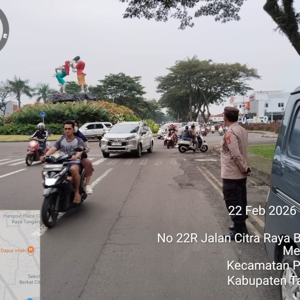Polsek Panongan Gelar Patroli Pusaka di Pusat Takjil City Market Citra Raya Tangerang