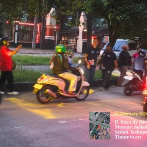 Dipimpin Heru, MAKI Jatim Konsisten Berbagi Takjil di Hari Kelima Ramadan