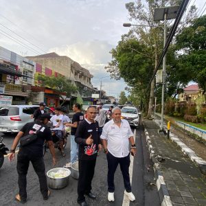 Pusat Pemerintahan Malang, MAKI Jatim Hadirkan Aksi Nyata Berbagi 1.000 Paket Takjil
