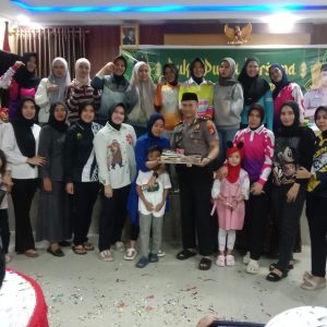 Polres Pangkep Gelar Buka Puasa Bersama Insan Pers, Peringati Hari Pers Nasional dan Santuni Anak Yatim