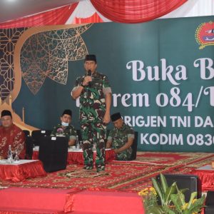 Danrem Danyy Alkadrie Hadiri Buka Puasa Bersama di Kodim 0830/Surabaya