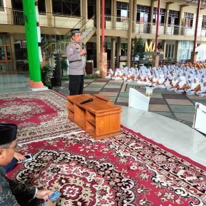 Polisi Edukasi 567 Santriwati Pondok Pesantren Wachid Hasyim soal AI, Narkoba dan Medsos