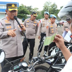 Jelang Operasi Ketupat Maung 2026, Kapolresta Tangerang Cek Kesiapan Kendaraan Dinas