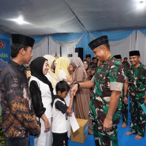 Danrem 084/Bhaskara Jaya Buka Puasa Bersama dan Santuni Anak Yatim di Kodim 0816/Sidoarjo