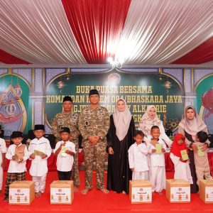 Danrem 084/Bhaskara Jaya Gelar Safari Ramadhan dan Santuni Anak Yatim di Kodim 0829/Bangkalan