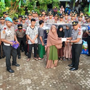 SIP Angkatan 55 Resimen Desaka Dhira Pradhipa Polda Sulsel Laksanakan Bakti Sosial di Panti Asuhan An-Nashar Makassar