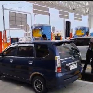 Polda Jatim Terapkan Mobile Reader di Gerbang Tol Situbondo Barat