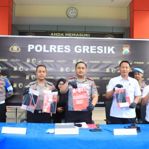 Polres Gresik Bongkar Jaringan Narkoba Lintas Madura – Pulau Bawean, 6 Tersangka Diamankan