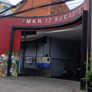 Teror di Ruang Kepsek SMKN 12 Surabaya, Insiden Penodongan Picu Desakan Tindakan Tegas Otoritas Pendidikan Maki Jatim Ultimatum 2×24 Jam Copot kepala Sekolah
