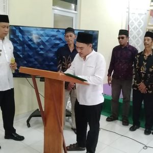 Serah Terima Jabatan Ketua RT di Desa Mekar Jaya Berlangsung Khidmat