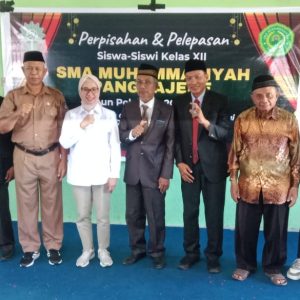 Lepas 23 Siswa, SMA Muhammadiyah Pangkajene Gelar Pelepasan Sederhana  
