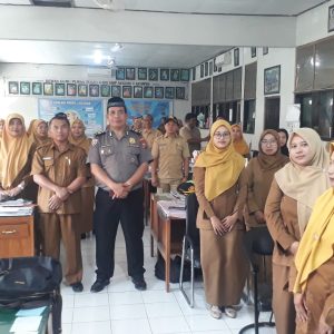 Menanamkan Kesadaran Generasi Muda, Satbinmas Polres pasuruan Lakukan Pembinaan Humanis di SMPN 1 Gempol
