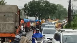 Sempat Dikeluhkan Masyarakat, Personel Polsek Panongan Gerak Cepat Urai Kemacetan di Ranca Dulang