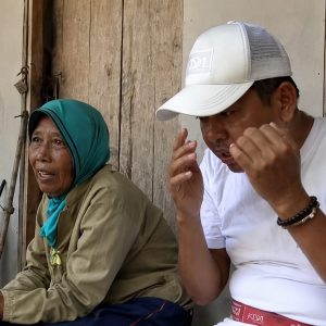 GUBERNUR JABAR DEDI MULYADI TINJAU WARGA DAN DENGARKAN KELUHAN MASYARAKAT
