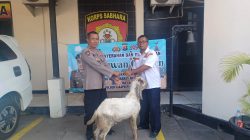Pokdarkamtibmas Bhayangkara Resor Kota Tangerang dan Sektor Cikupa Gelar Penyembelihan Hewan Kurban