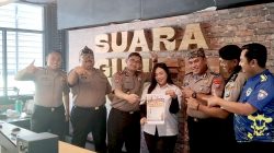 Jelang Sura Agung, Polres Gresik Gaungkan  Ayo Jogo Gresik Lewat Siaran Interaktif di Radio Suara Giri FM