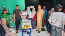 Penyaluran Bantuan Pangan Beras Dan Minyak Goreng Di Kelurahan Bonto Kio