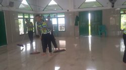 Sat Lantas Polres Pangkep Bersama Bhabinkamtibmas Gelar Bakti Religi di Masjid Dakwahtul Haq Jelang Hari Bhayangkara Ke-80