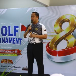 Sambut HUT Bhayangkara ke-80, Kapolres Gresik Resmi Buka Turnamen Golf Bersama Forkopimda