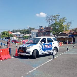 JEPRET KAMERAH!!!, Mengenal Sosok Tori, Pengabdi Tanpa Pamrih dan Menolak Lelah Sebagai Pemandu Ujian Praktek di Satpas SIM Colombo