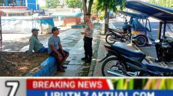 Jaga Keamanan Wilayah, Kanit Samapta Polsek Pangkajene Gelar Patroli Dialogis Sapa Warga