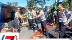 Cepat Tanggap! Sat Lantas Polres Pangkep Bersama Masyarakat dan Pengguna Jalan Evakuasi Mobil Terlibat Laka Lantas
