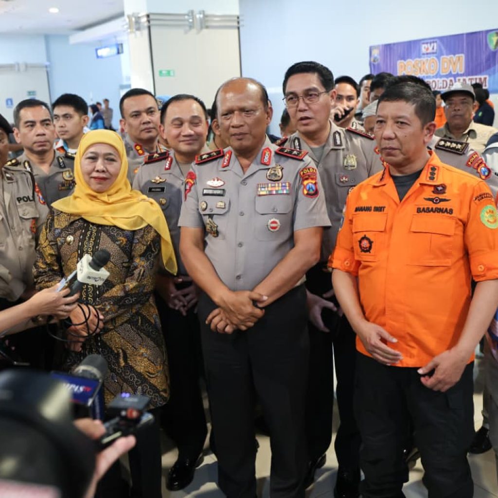 Kapolda Jatim Sampaikan Duka atas Kecelakaan Kapal Laut di Perairan Sumenep, Pencarian Korban Hilang Terus Dilakukan