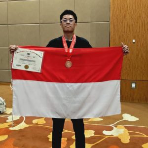 Geisler Suntimothy Raih Bronze Medal di International Mathematics Contest Singapore 2026
