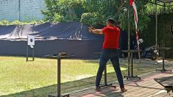 Jaga Ketajaman dan Konsentrasi, AKP Adik Agus Putrawan Konsisten Latihan Menembak di Tengah Kesibukan