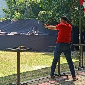 Jaga Ketajaman dan Konsentrasi, AKP Adik Agus Putrawan Konsisten Latihan Menembak di Tengah Kesibukan