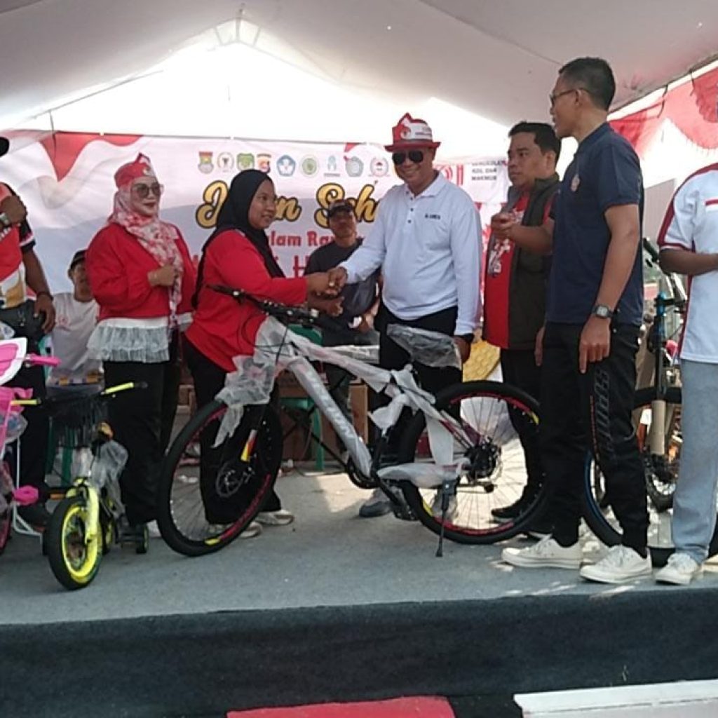Jalan Santai Semarak HUT RI ke-81 di Desa Mekar Jaya Diikuti Lebih dari 2.500 Peserta
