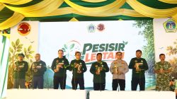 Polres Gresik Bersama Forkopimda dan PT Smelting Tanam 10.000 Mangrove di Randuboto, Jaga Ekosistem Pesisir