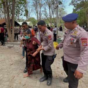 Hadapi Gempa Flores, Polda NTT dan Polres Jajaran Kerahkan 845 Personel ke Wilayah Terdampak